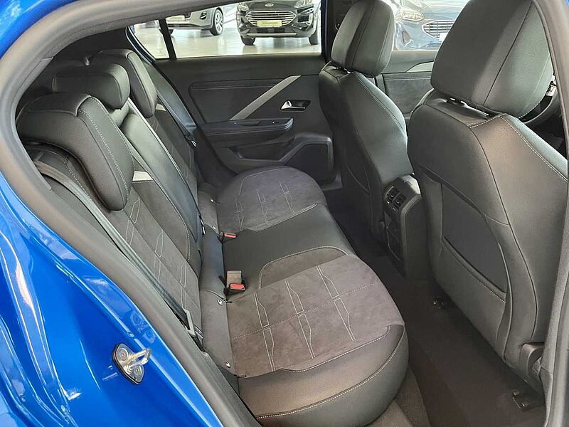Opel Astra Electric 'GS Ulimate' ACC - Alcantara