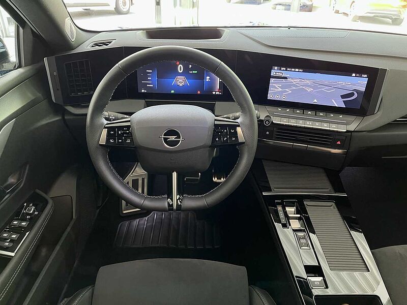 Opel Astra Electric 'GS Ulimate' ACC - Alcantara