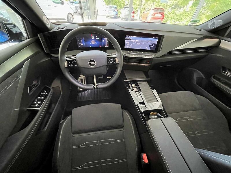 Opel Astra Electric 'GS Ulimate' ACC - Alcantara