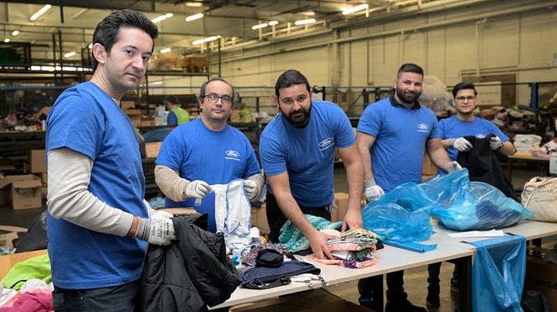  Enorme Hilfsbereitschaft bei Ford: Beschäftigte sammeln Sachspenden für Erdbebenopfer